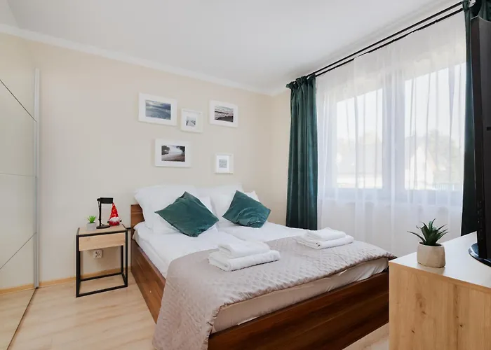 Semesterbostad Jagodowa Przystan - Dom Caloroczny